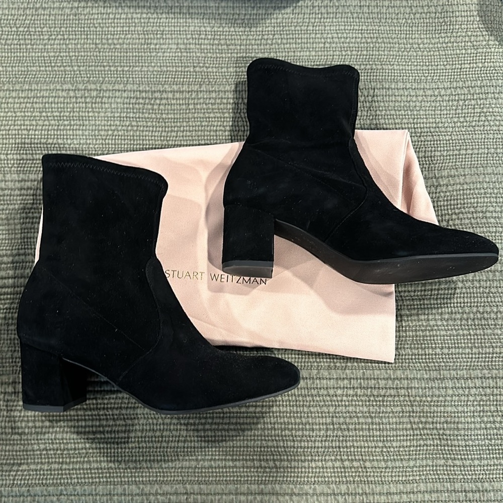 Stuart Weitzman Siggy 60 Suede Bootie - Black 7.5M